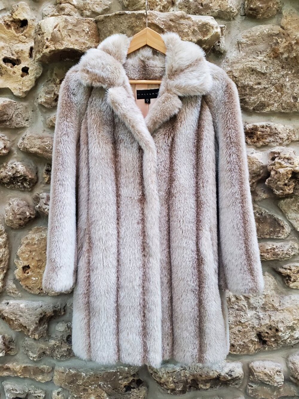 Vintage GALLERY Faux Fur 3/4 Length Coat, Tan-Cream Color, Size Small